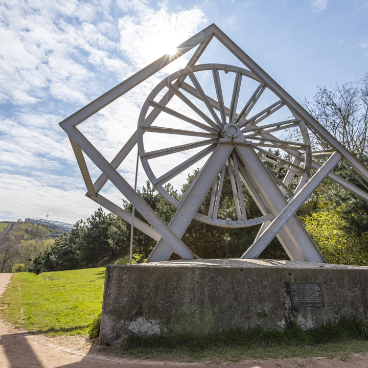 Schachtwiel monument bij Wilhelminaberg Landgraaf