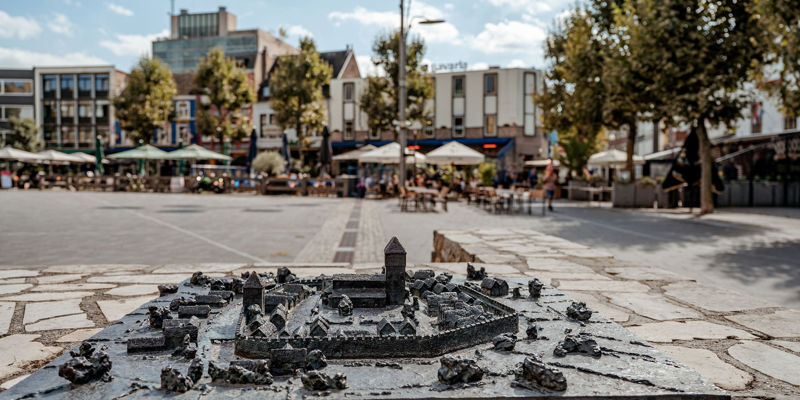 Heerlen middeleeuwen maquette op het pancratiusplein