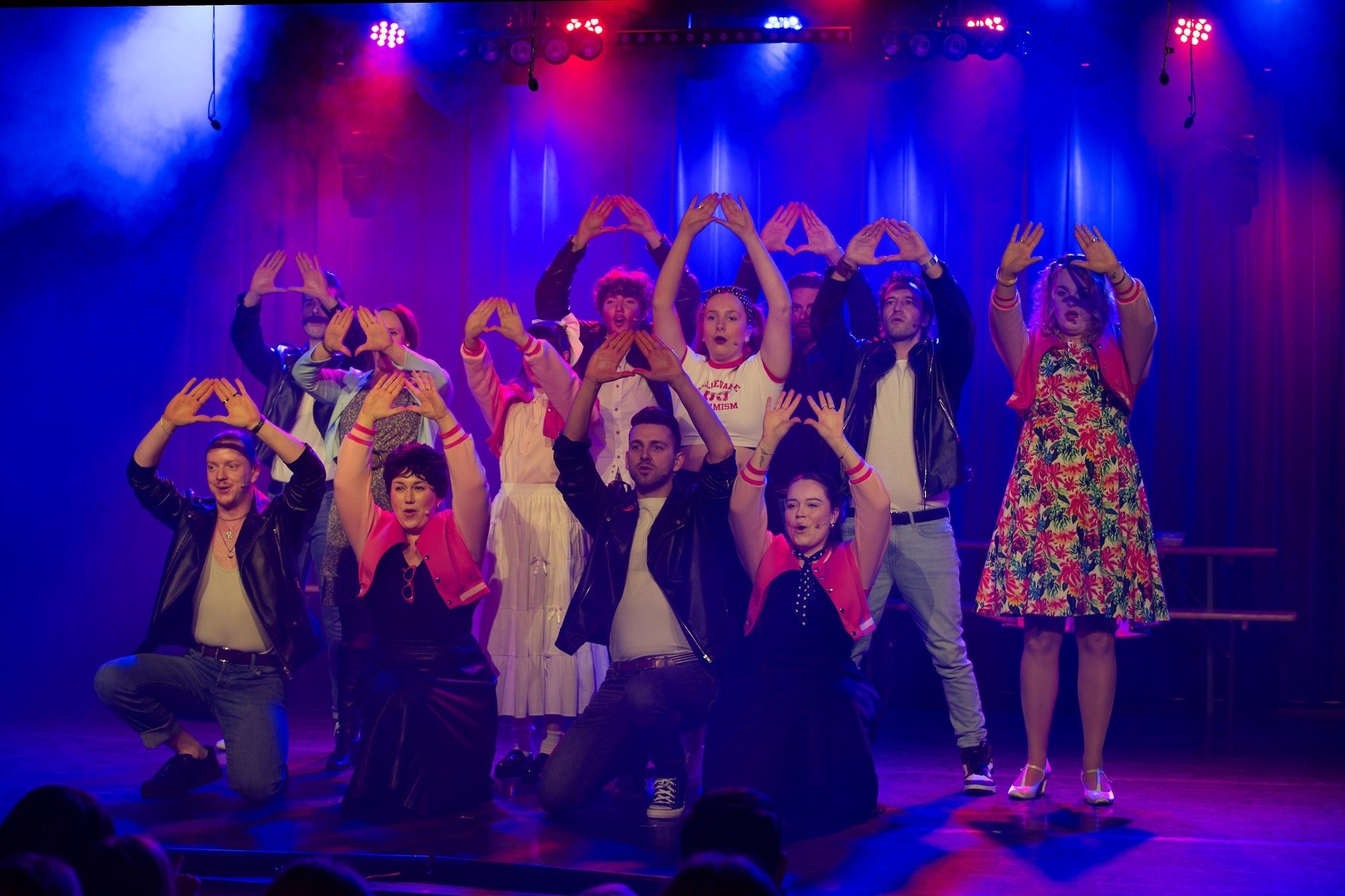 Musical-Productiegroep C speelt 'Grease'